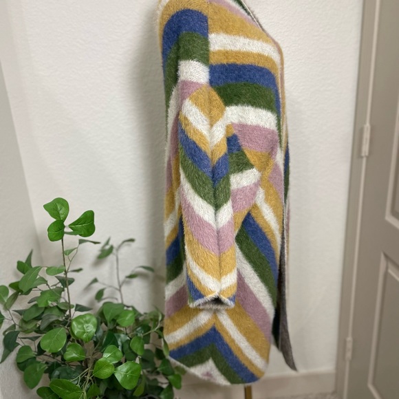 Striped Multicolor Open-Front Sweater - Picture 5 of 6